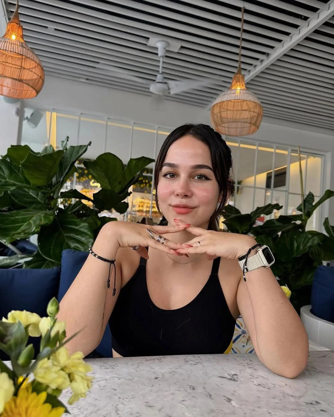 Coralie escort Reading